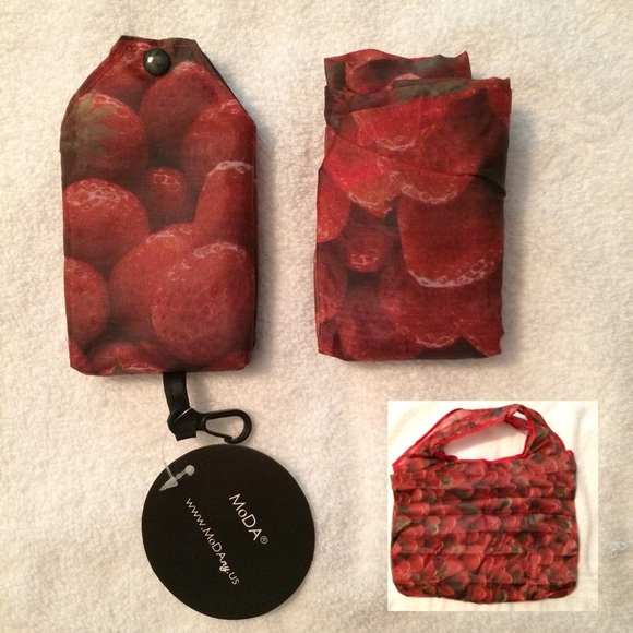 🍓NWT Reusable & Foldable Eco-Friendly Tote Bag🍓 - Picture 1 of 8